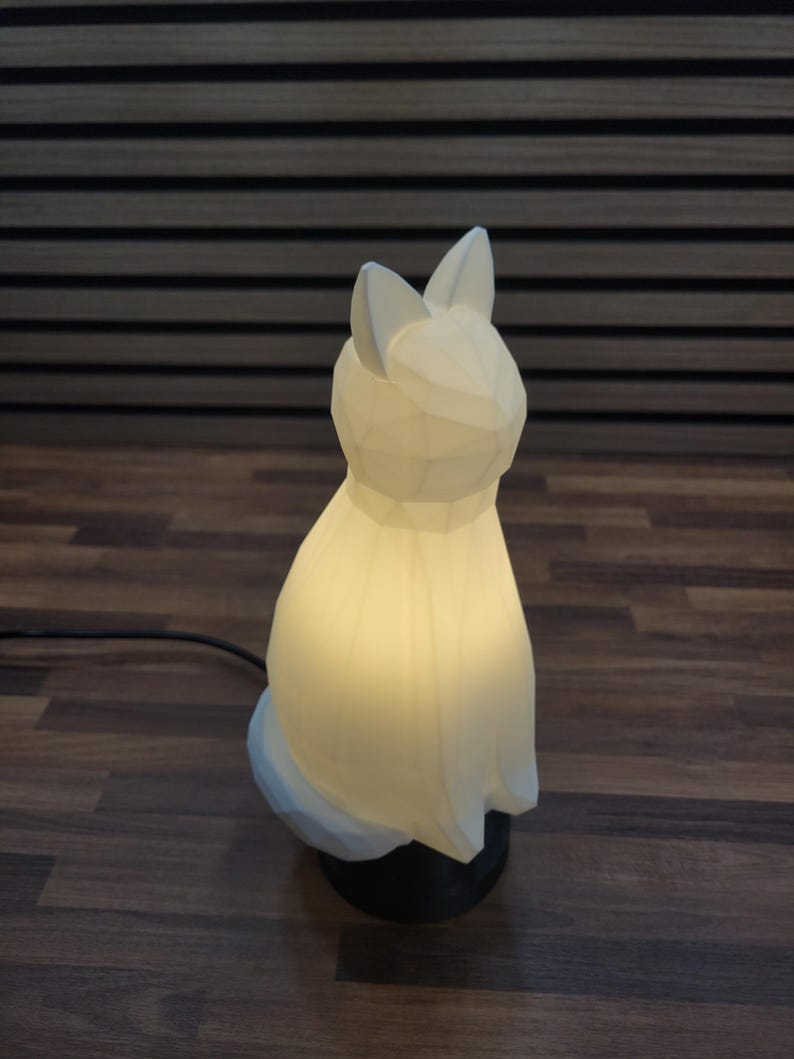 3D Printed Cat Lamp
